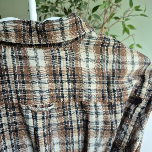 BRANDY MELVILLE SHIRT - Picture 4 of 5